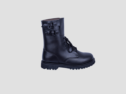 /products/military-footwear/